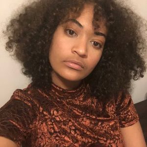 Meet your Posher, Carly